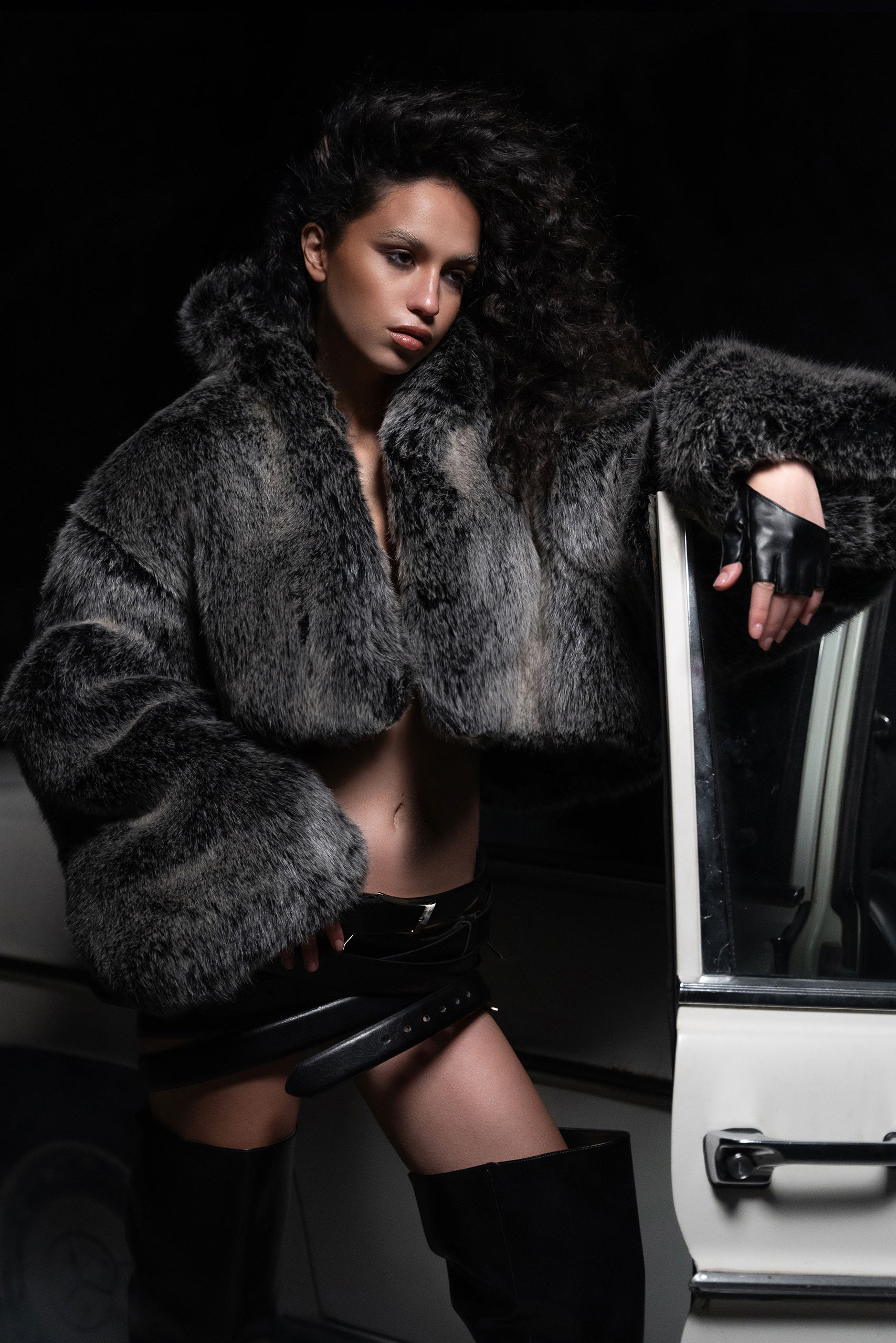 boxygr BOXY CROPPED FAUX FUR COAT GREY - Image 1