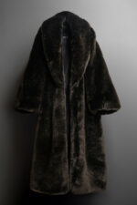 MAXI SHAWL COLLAR FAUX FUR COAT - Image 2